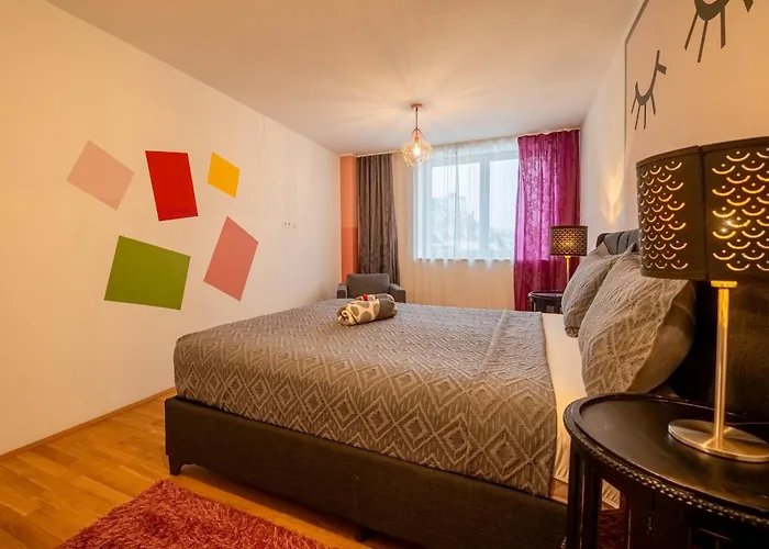 Appartement 2 Bedroom With Terrace Near Naschmarkt Metro U4 *